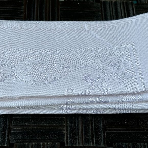 5 Soft White Damask Vintage Napkins. 16.5”sq.1950c. Mid Century Modern Tableware - Picture 10 of 10